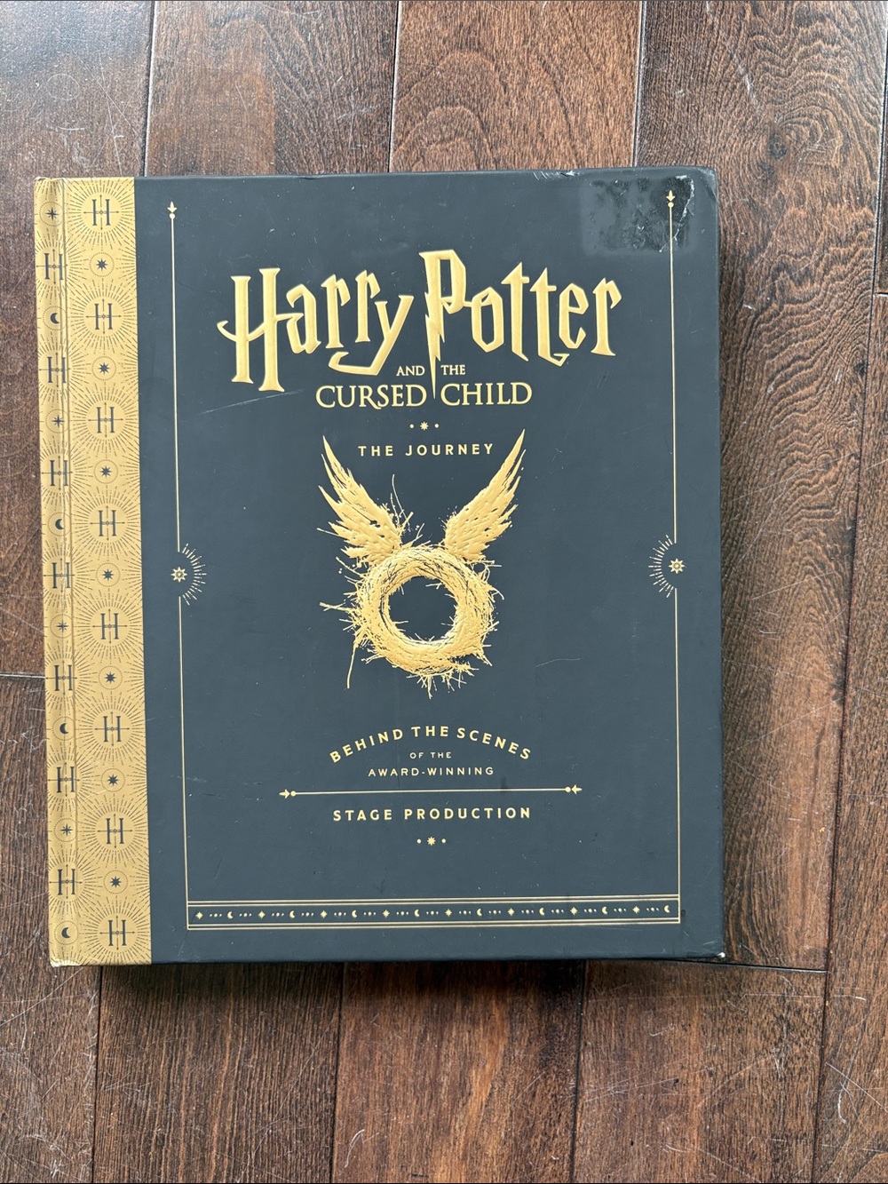 Harry Potter and the Cursed Child: The Journey – Black & Gold Collector Book